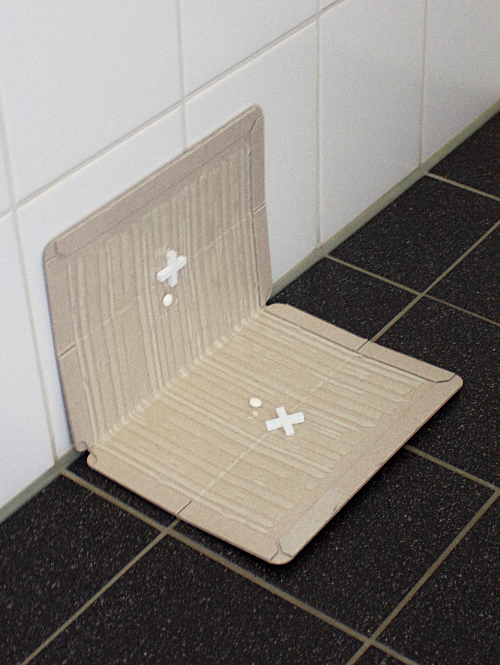 Insective Book Shaped Glue Trap - Image 5