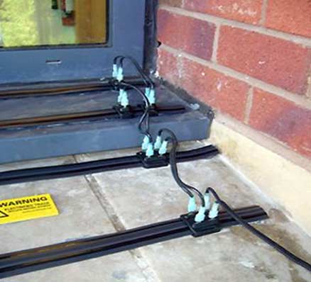 Avishock™ Bird Track System - Image 3