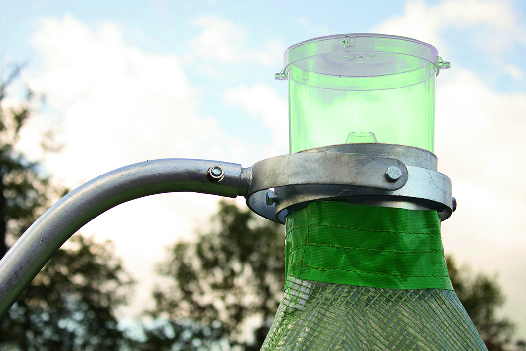 Insective H Trap - horsefly control system - Image 5